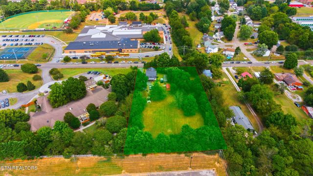 7427 Andersonville Pike, Knoxville, TN 37938