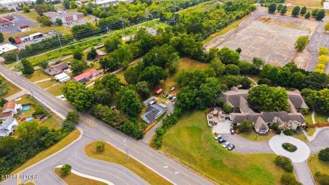 7427 Andersonville Pike, Knoxville, TN 37938