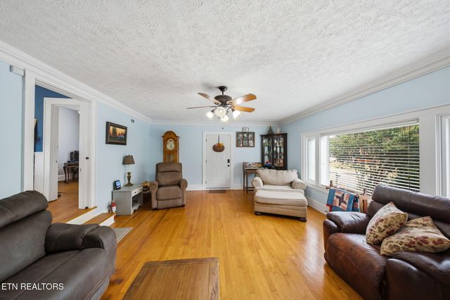 7427 Andersonville Pike, Knoxville, TN 37938