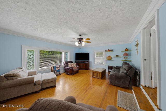 7427 Andersonville Pike, Knoxville, TN 37938