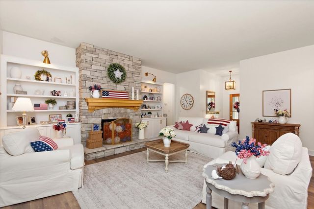 555 Station Cir, Tullahoma, TN 37388