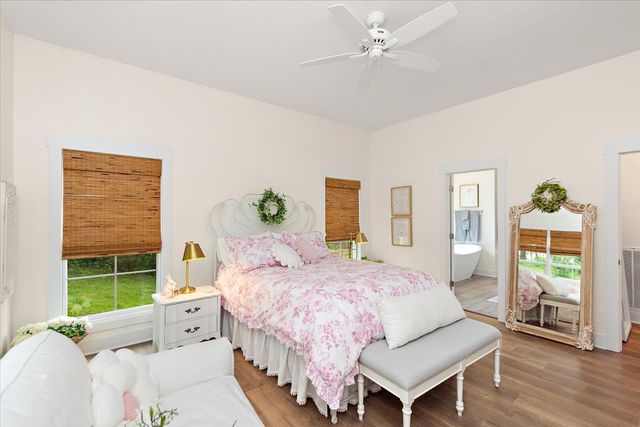 555 Station Cir, Tullahoma, TN 37388
