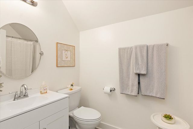 555 Station Cir, Tullahoma, TN 37388