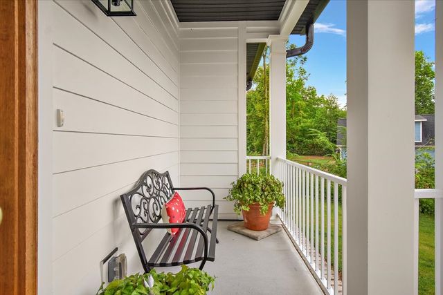 555 Station Cir, Tullahoma, TN 37388