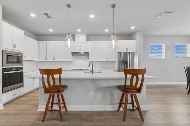 31407 WESTBURY ESTATES AVENUE, Wesley Chapel, FL 33545