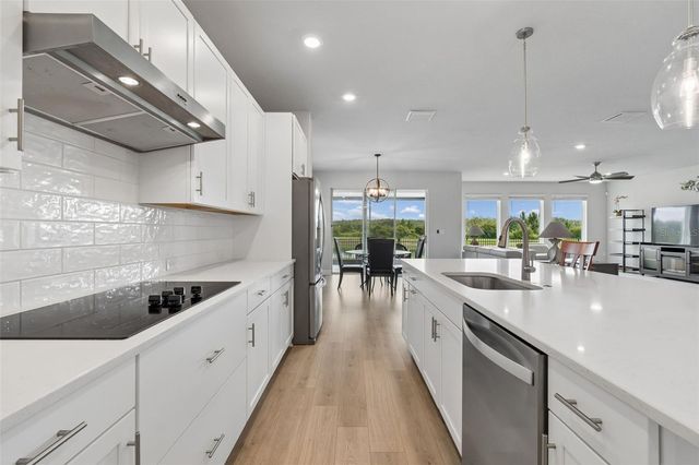 31407 WESTBURY ESTATES AVENUE, Wesley Chapel, FL 33545