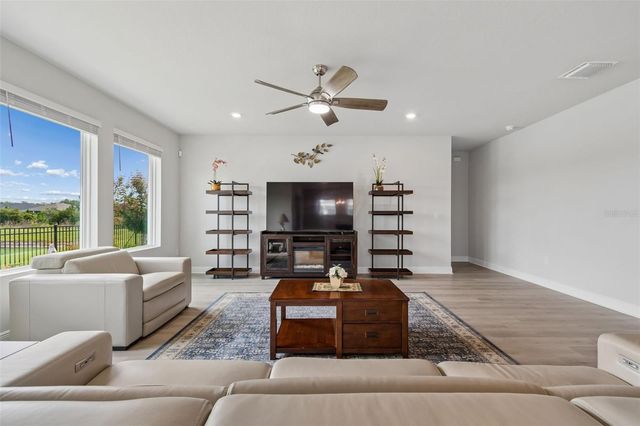 31407 WESTBURY ESTATES AVENUE, Wesley Chapel, FL 33545