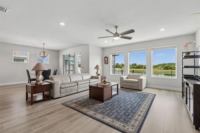 31407 WESTBURY ESTATES AVENUE, Wesley Chapel, FL 33545