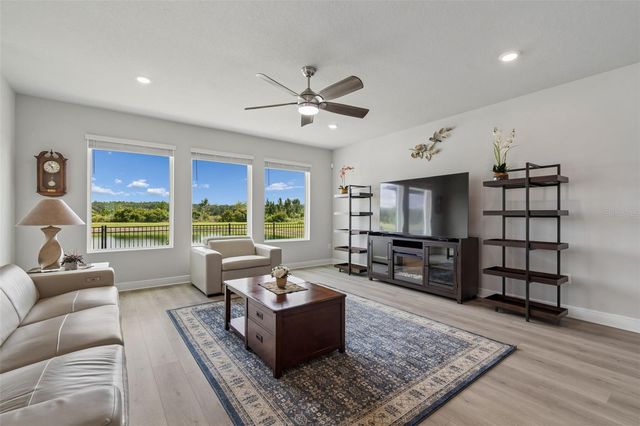 31407 WESTBURY ESTATES AVENUE, Wesley Chapel, FL 33545