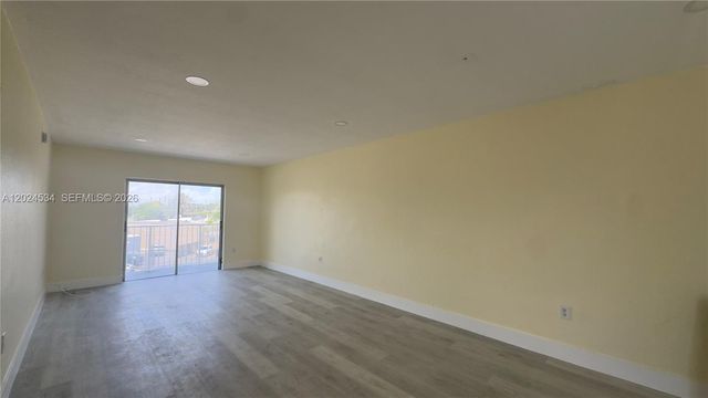 12890 NE 8th Avenue 302, North Miami, FL 33161