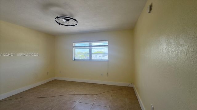 12890 NE 8th Avenue 302, North Miami, FL 33161