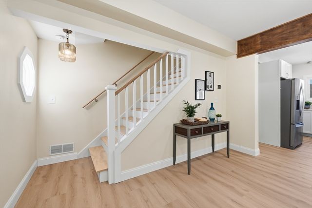 9 Pinegrove, Billerica, MA 01821