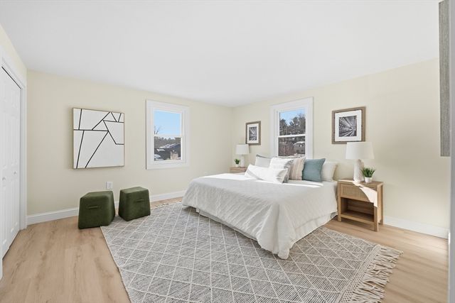 9 Pinegrove, Billerica, MA 01821