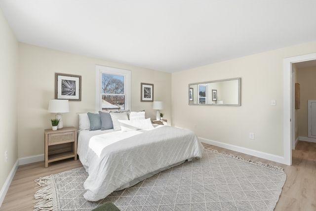 9 Pinegrove, Billerica, MA 01821