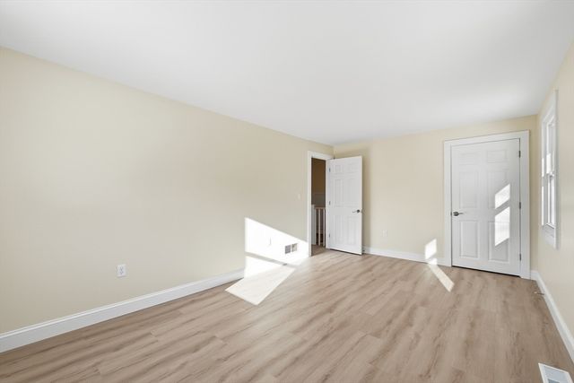 9 Pinegrove, Billerica, MA 01821