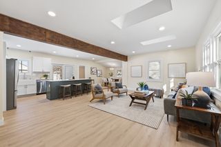 9 Pinegrove, Billerica, MA 01821