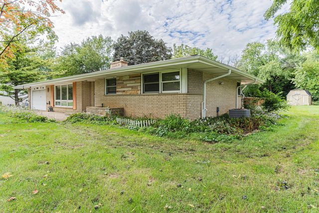 26815 W Nippersink Road, Ingleside, IL 60041