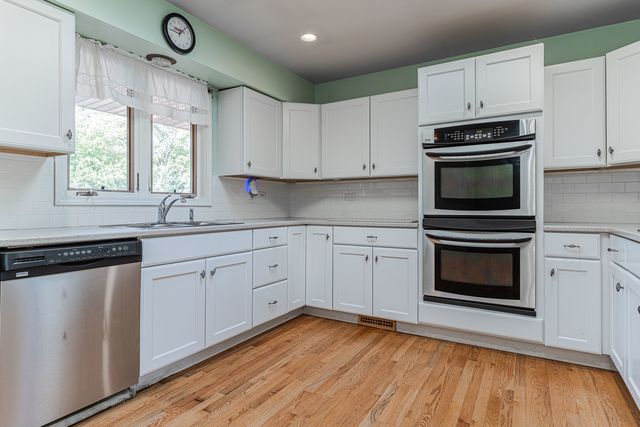 26815 W Nippersink Road, Ingleside, IL 60041