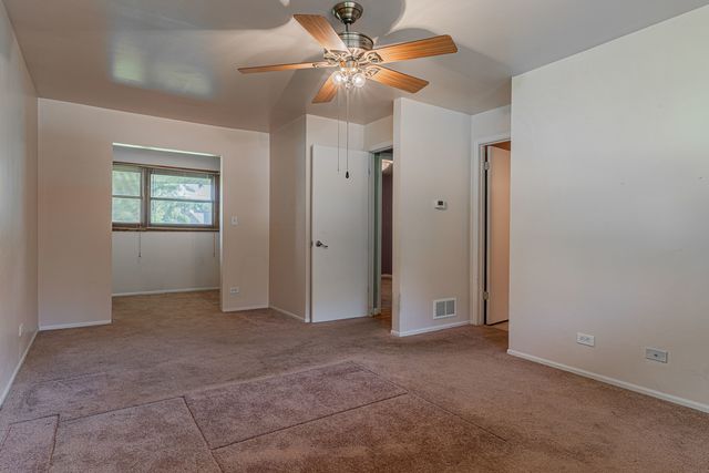 26815 W Nippersink Road, Ingleside, IL 60041