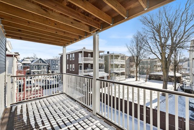 83 Centre St 2, Boston, MA 02124