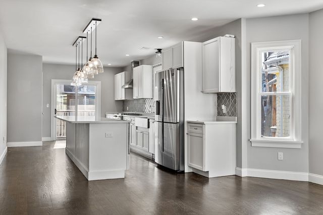 83 Centre St 2, Boston, MA 02124