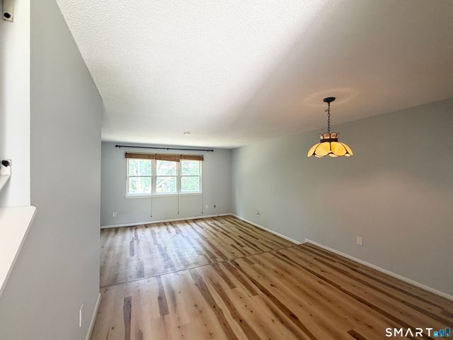 142 East Gate Lane 142, Hamden, CT 06514