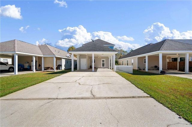29951 St Simon Street, Daphne, AL 36526