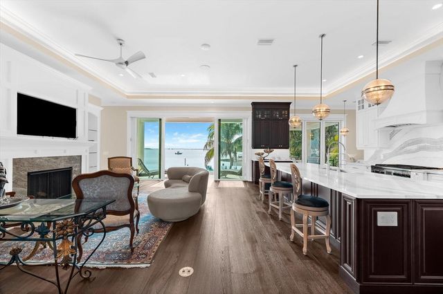 511 BAYVIEW DRIVE, Holmes Beach, FL 34217