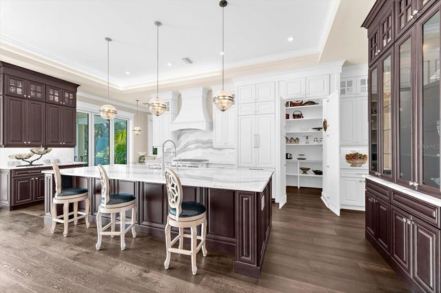 511 BAYVIEW DRIVE, Holmes Beach, FL 34217