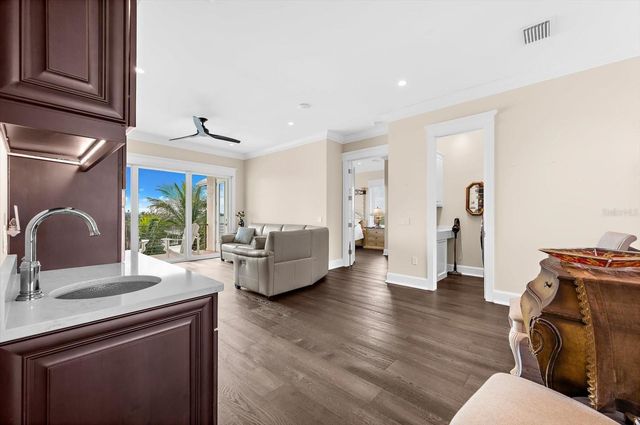 511 BAYVIEW DRIVE, Holmes Beach, FL 34217