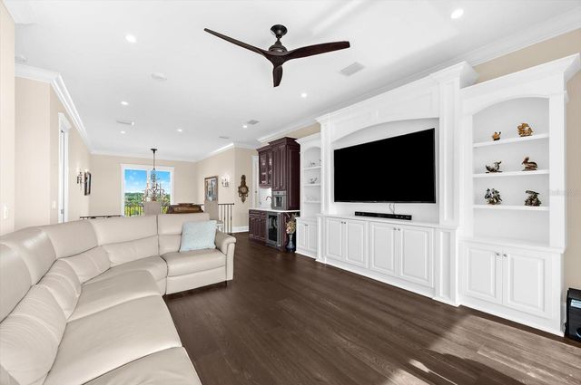 511 BAYVIEW DRIVE, Holmes Beach, FL 34217