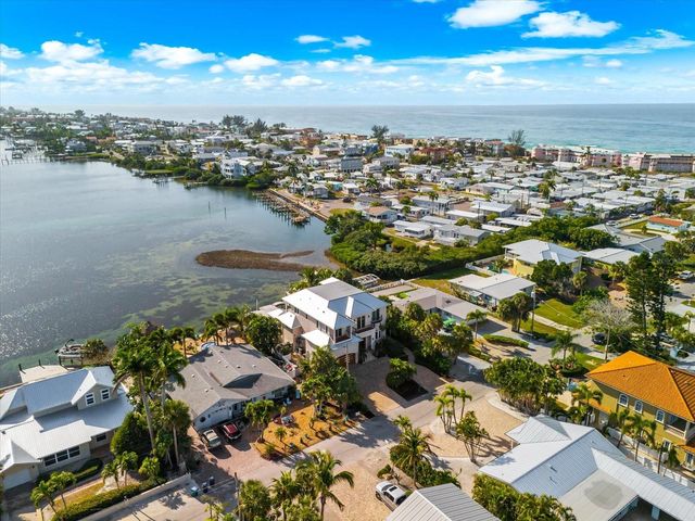 511 BAYVIEW DRIVE, Holmes Beach, FL 34217