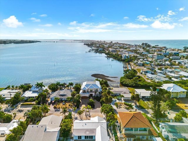 511 BAYVIEW DRIVE, Holmes Beach, FL 34217