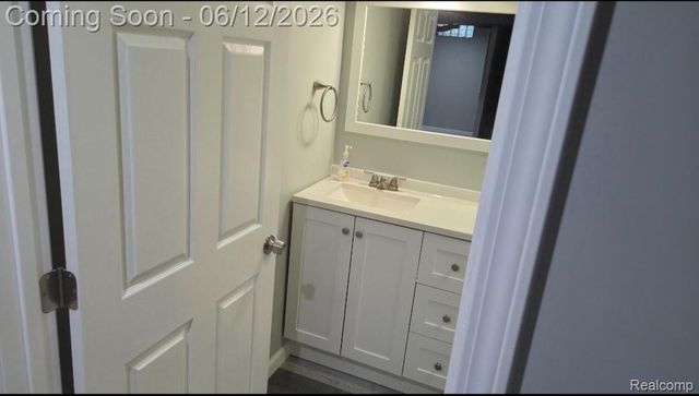 417 Shana Drive, Canton Charter Township, MI 48187