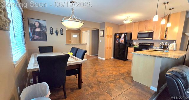 417 Shana Drive, Canton Charter Township, MI 48187