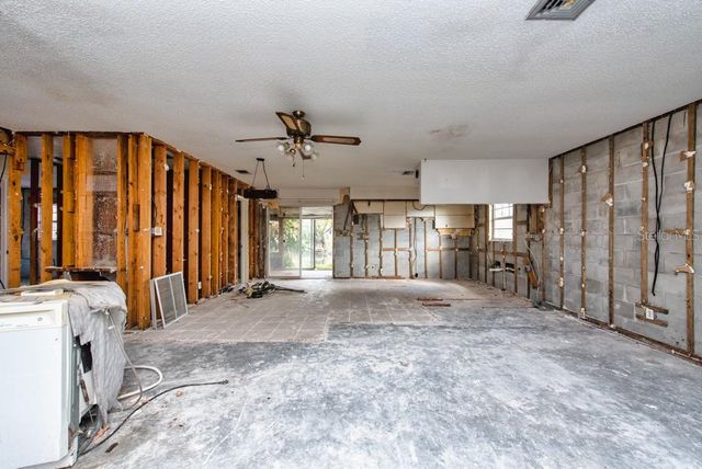 8848 W MILLPOINT ROAD, Riverview, FL 33578