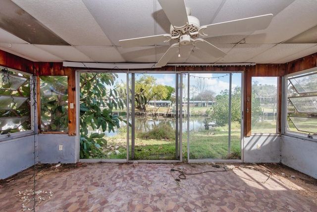 8848 W MILLPOINT ROAD, Riverview, FL 33578