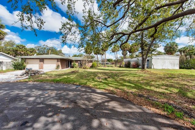 8848 W MILLPOINT ROAD, Riverview, FL 33578