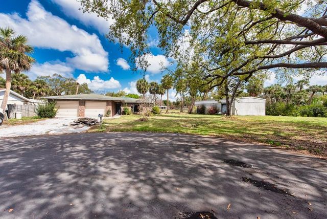 8848 W MILLPOINT ROAD, Riverview, FL 33578