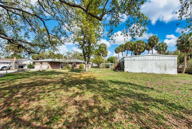 8848 W MILLPOINT ROAD, Riverview, FL 33578