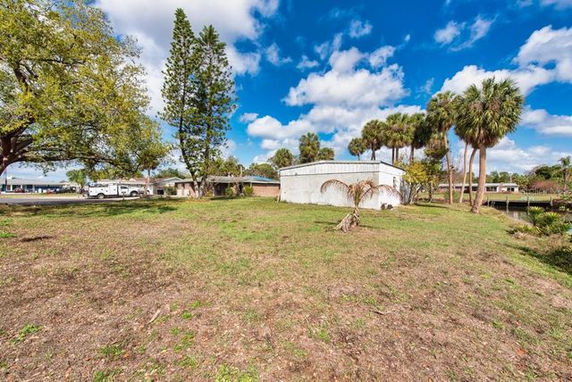 8848 W MILLPOINT ROAD, Riverview, FL 33578