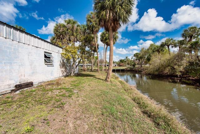 8848 W MILLPOINT ROAD, Riverview, FL 33578