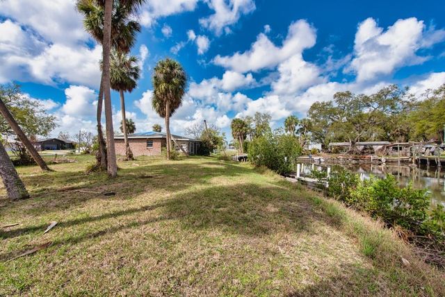 8848 W MILLPOINT ROAD, Riverview, FL 33578