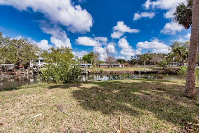 8848 W MILLPOINT ROAD, Riverview, FL 33578