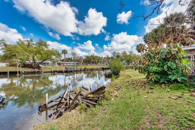 8848 W MILLPOINT ROAD, Riverview, FL 33578