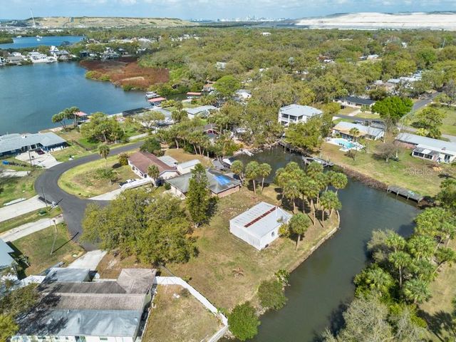 8848 W MILLPOINT ROAD, Riverview, FL 33578