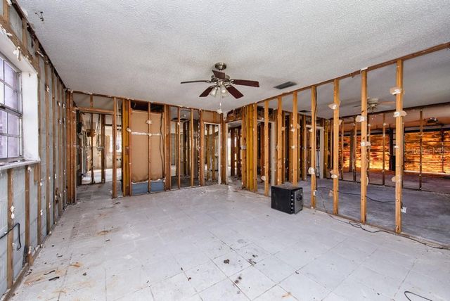 8848 W MILLPOINT ROAD, Riverview, FL 33578