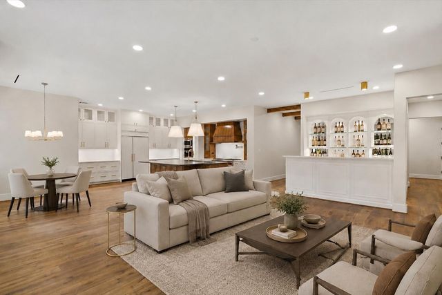 6146 Sugar Hill Drive, Houston, TX 77057