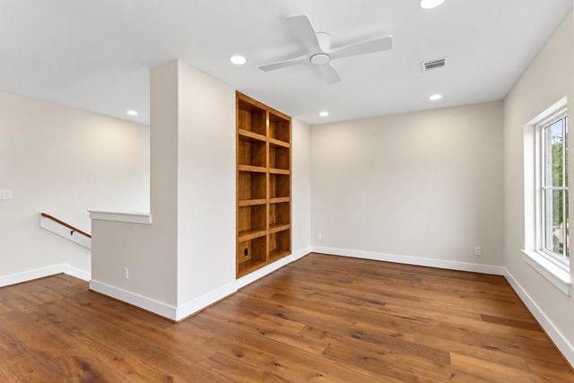 6146 Sugar Hill Drive, Houston, TX 77057
