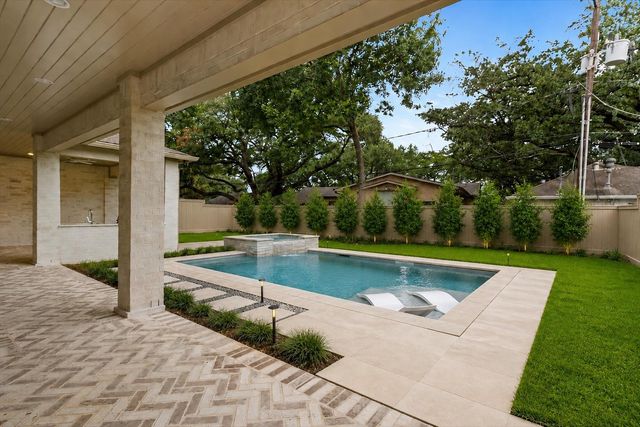 6146 Sugar Hill Drive, Houston, TX 77057